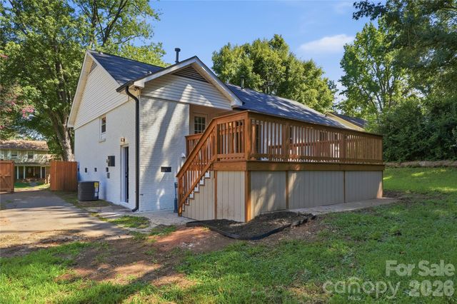 6908 Ludwig Drive, Charlotte, NC 28215