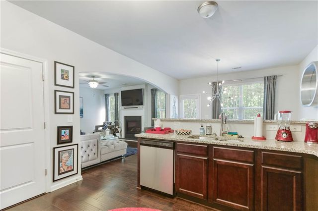 697 Rockingham Drive, Lithia Springs, GA 30122