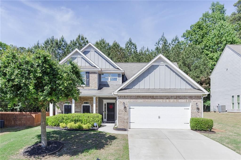 697 Rockingham Drive, Lithia Springs, GA 30122