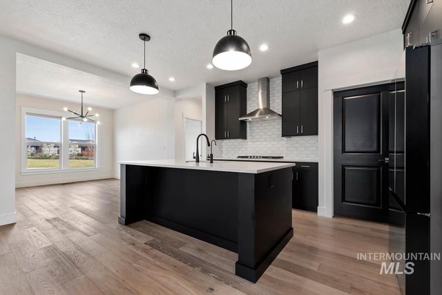 8389 W Shams Ln, Eagle, ID 83616