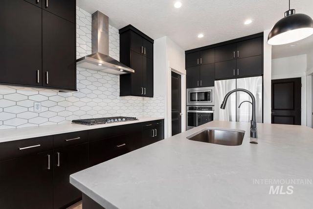 8389 W Shams Ln, Eagle, ID 83616