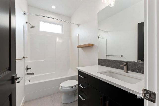 8389 W Shams Ln, Eagle, ID 83616