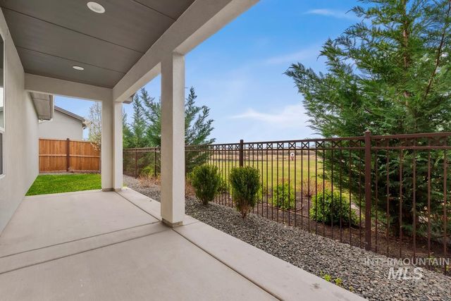 8389 W Shams Ln, Eagle, ID 83616