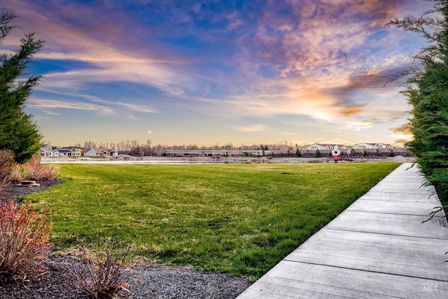 8389 W Shams Ln, Eagle, ID 83616