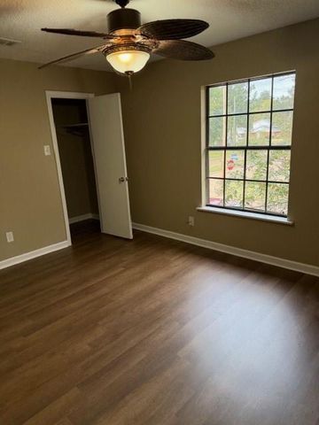 4041 CHARLESTON Circle 29, Alexandria, LA 71303