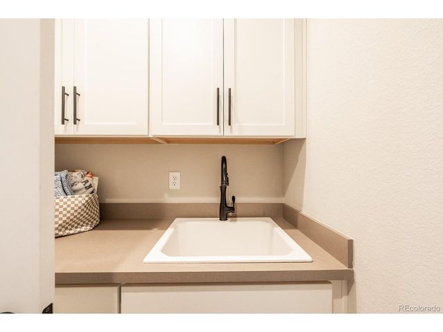 52 Simmental Loop, Castle Rock, CO 80104