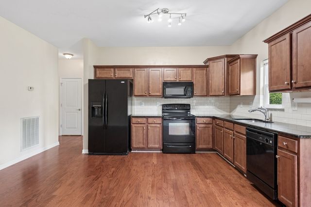 157 Blackpool Dr, Antioch, TN 37013