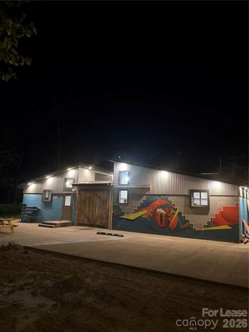 219 Amboy Road, Asheville, NC 28806