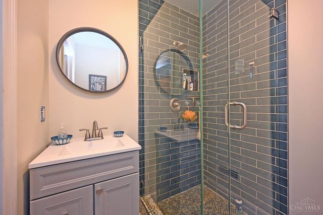 7010 Wooster, Cincinnati, OH 45227