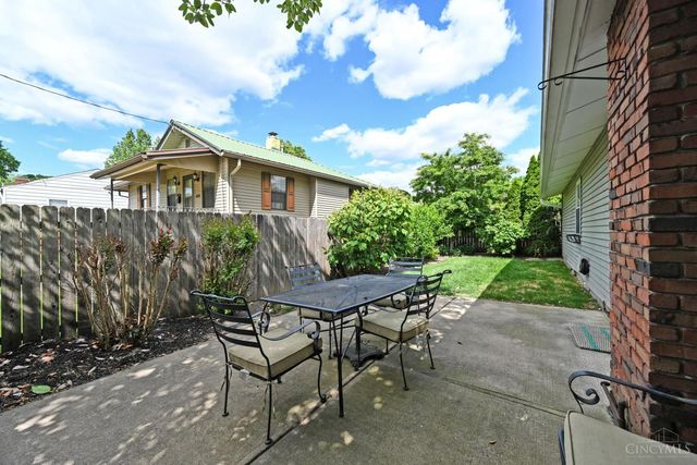 7010 Wooster, Cincinnati, OH 45227