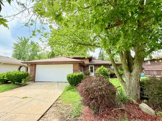 19808 Lakewood Avenue, Lynwood, IL 60411