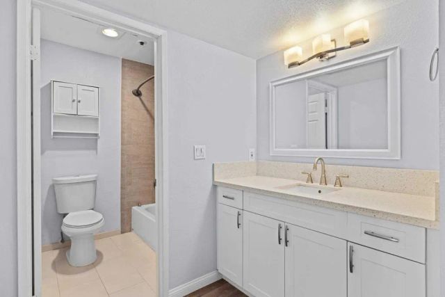 1830 Thomas Avenue 2F, San Diego, CA 92109