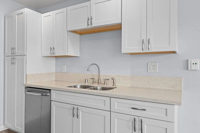 1830 Thomas Avenue 2F, San Diego, CA 92109