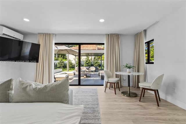 116 W 1st Ct, Miami Beach, FL 33139