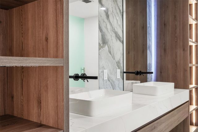 116 W 1st Ct, Miami Beach, FL 33139