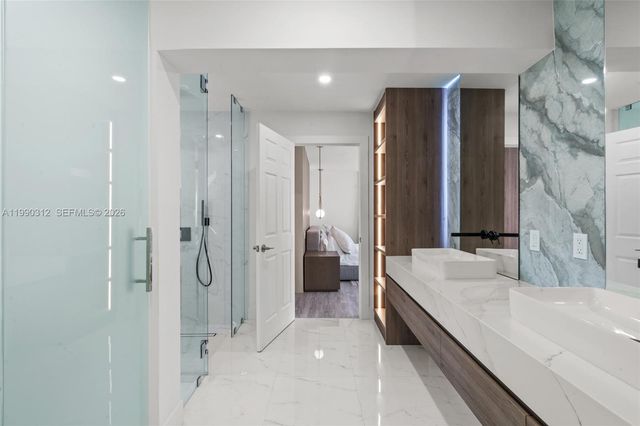 116 W 1st Ct, Miami Beach, FL 33139