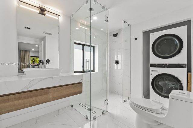 116 W 1st Ct, Miami Beach, FL 33139