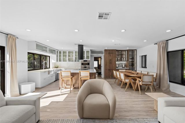 116 W 1st Ct, Miami Beach, FL 33139