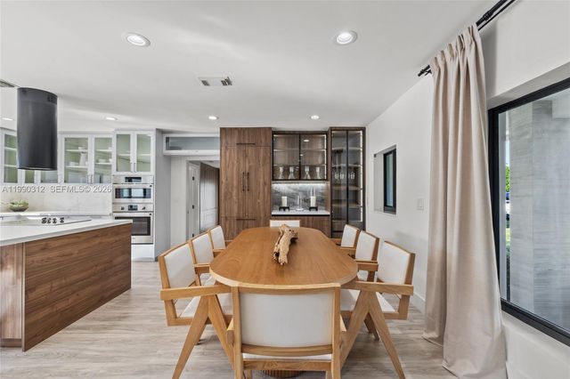 116 W 1st Ct, Miami Beach, FL 33139