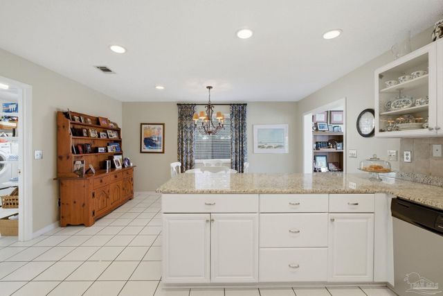 4470 La Mirage Dr, Pensacola, FL 32504