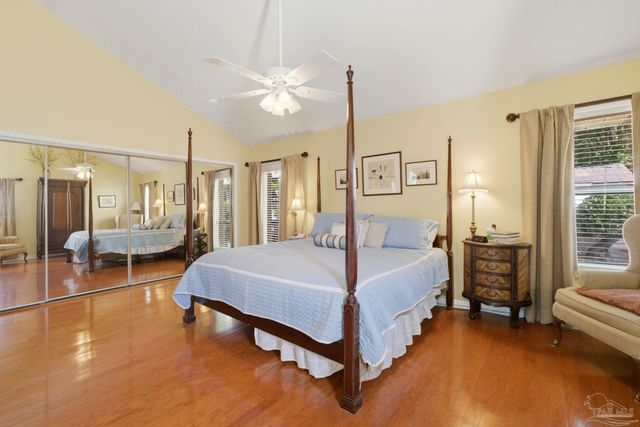 4470 La Mirage Dr, Pensacola, FL 32504