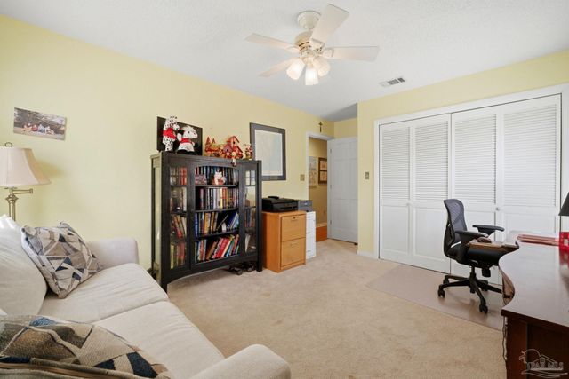 4470 La Mirage Dr, Pensacola, FL 32504