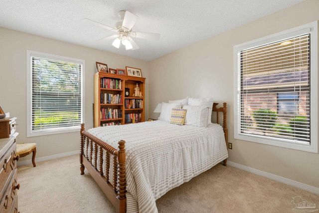 4470 La Mirage Dr, Pensacola, FL 32504