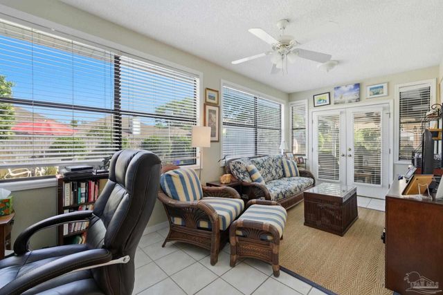 4470 La Mirage Dr, Pensacola, FL 32504
