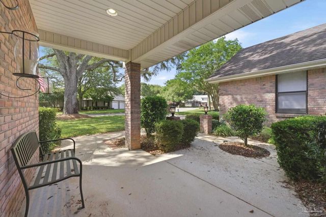4470 La Mirage Dr, Pensacola, FL 32504