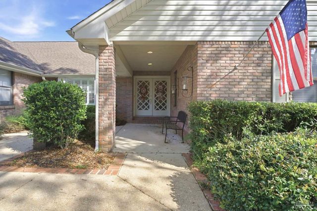 4470 La Mirage Dr, Pensacola, FL 32504