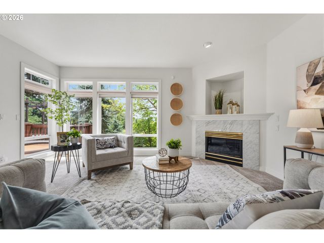 14 MORNINGVIEW Ln, Lake Oswego, OR 97035