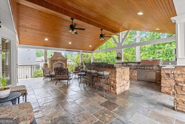 5380 Redfield Drive, Dunwoody, GA 30338