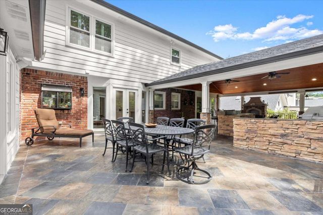 5380 Redfield Drive, Dunwoody, GA 30338