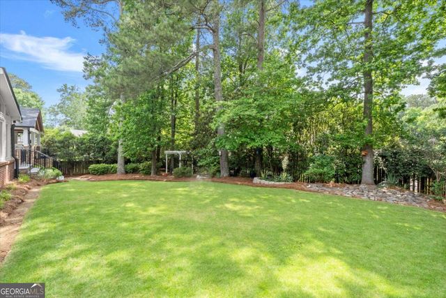 5380 Redfield Drive, Dunwoody, GA 30338