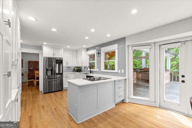 5380 Redfield Drive, Dunwoody, GA 30338