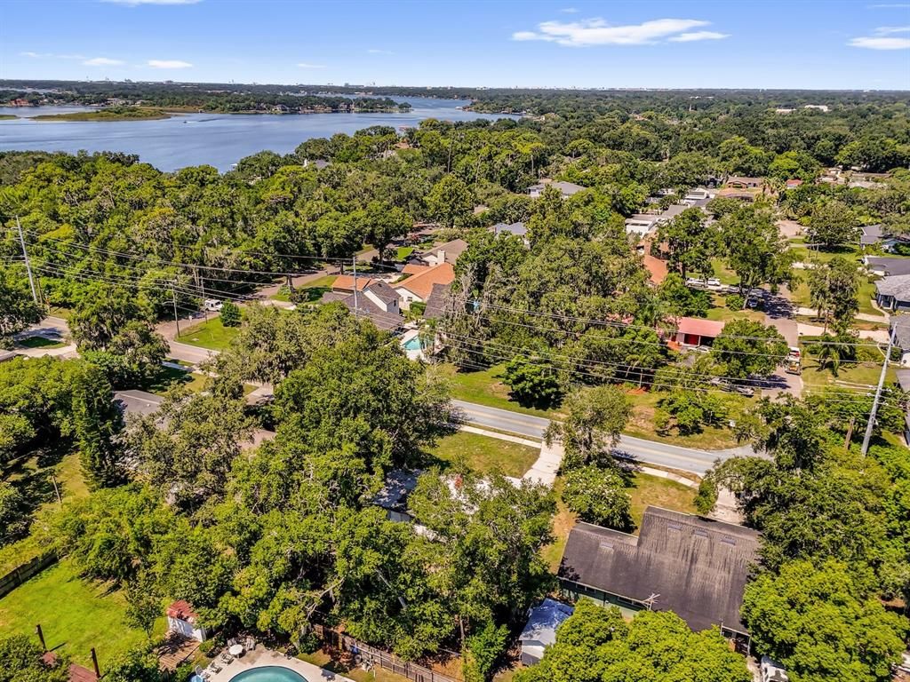 Image 28 of property listing at 4503 CONWAY GARDENS ROAD, Orlando, FL 32806