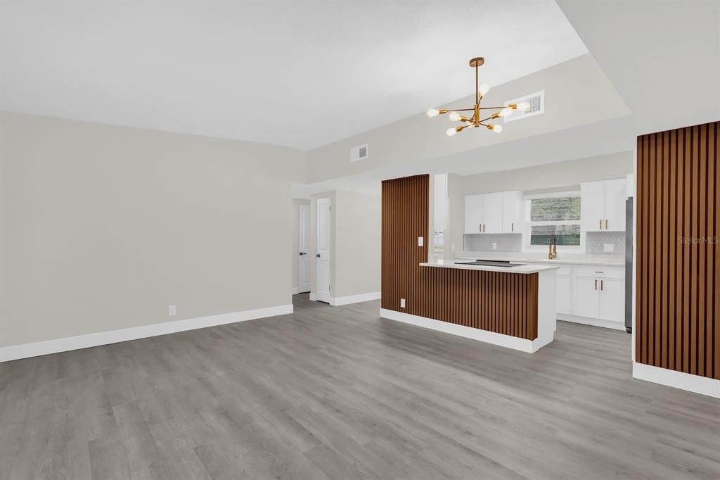 Image 8 of property listing at 4503 CONWAY GARDENS ROAD, Orlando, FL 32806