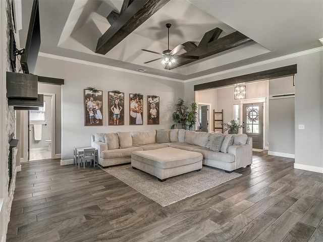 4709 Mustang Park Boulevard, Mustang, OK 73064