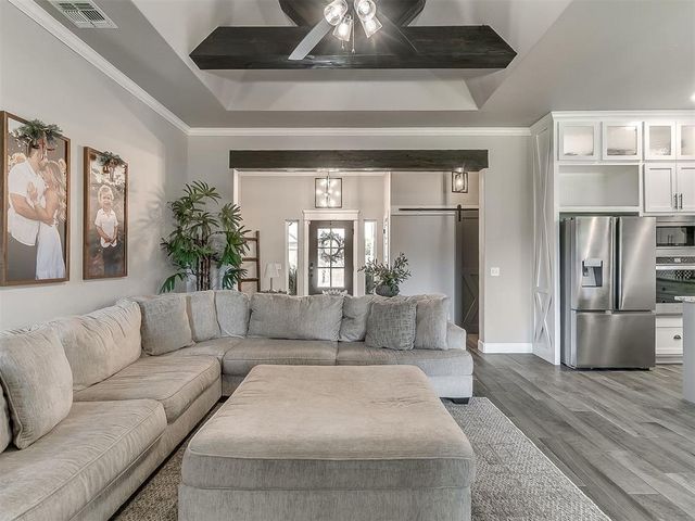 4709 Mustang Park Boulevard, Mustang, OK 73064