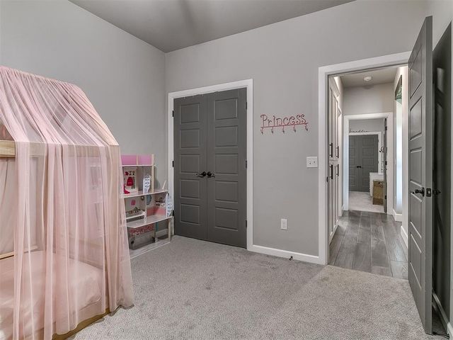 4709 Mustang Park Boulevard, Mustang, OK 73064