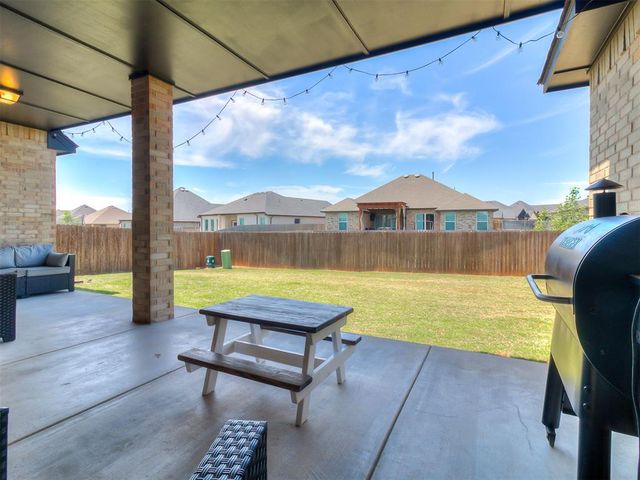 4709 Mustang Park Boulevard, Mustang, OK 73064