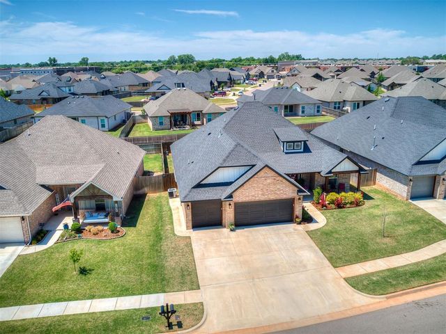4709 Mustang Park Boulevard, Mustang, OK 73064