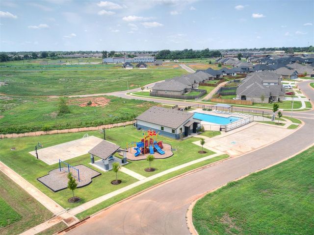 4709 Mustang Park Boulevard, Mustang, OK 73064