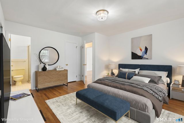 11 Lycett Court, Norwalk, CT 06850
