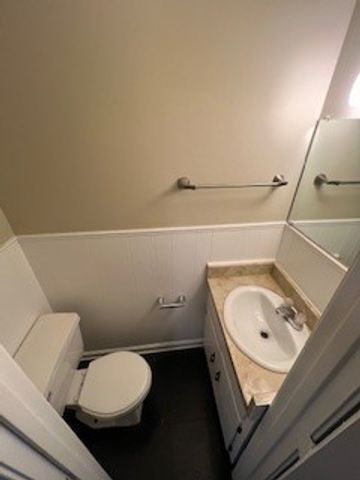 215A Nix Drive, Madison, TN 37115