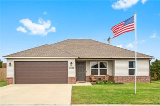 2562 Chittick Street, Pea Ridge, AR 72751