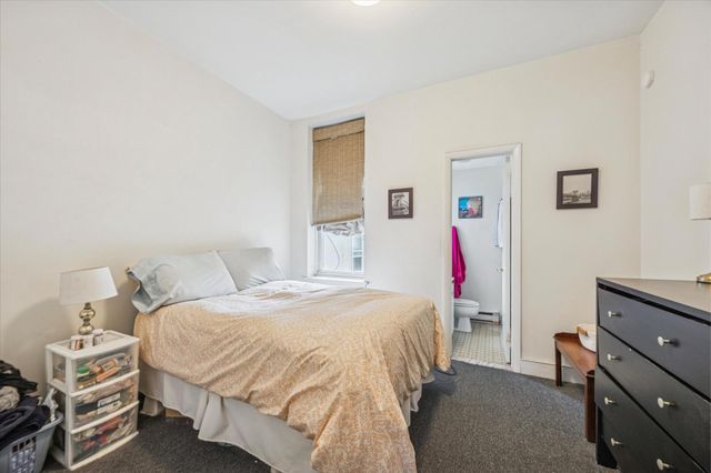 142 N 21ST ST, Philadelphia, PA 19103