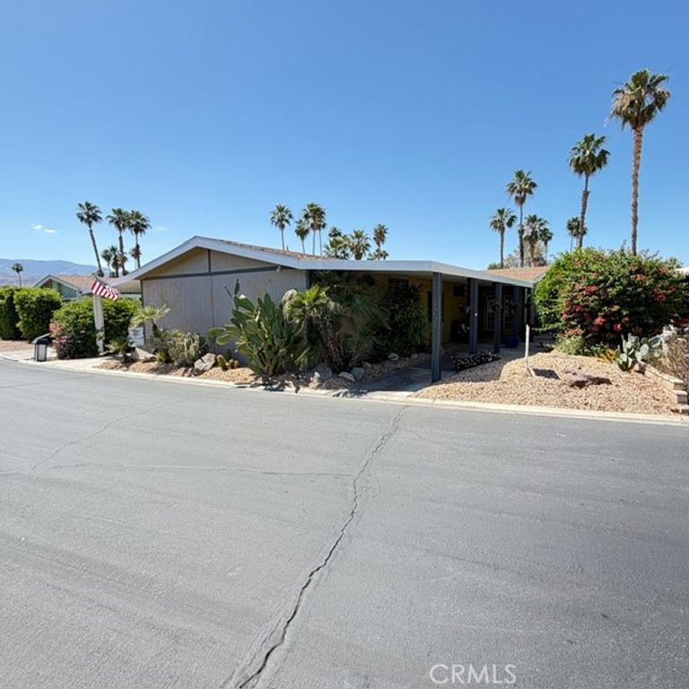 73450 Country Club 122, Palm Desert, CA 92260