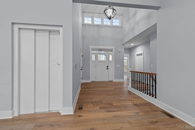 8835A FRONT GASKIN RD, Clay, NY 13135