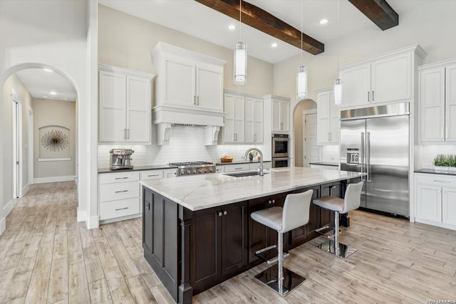 643 MENGER SPGS, Boerne, TX 78006